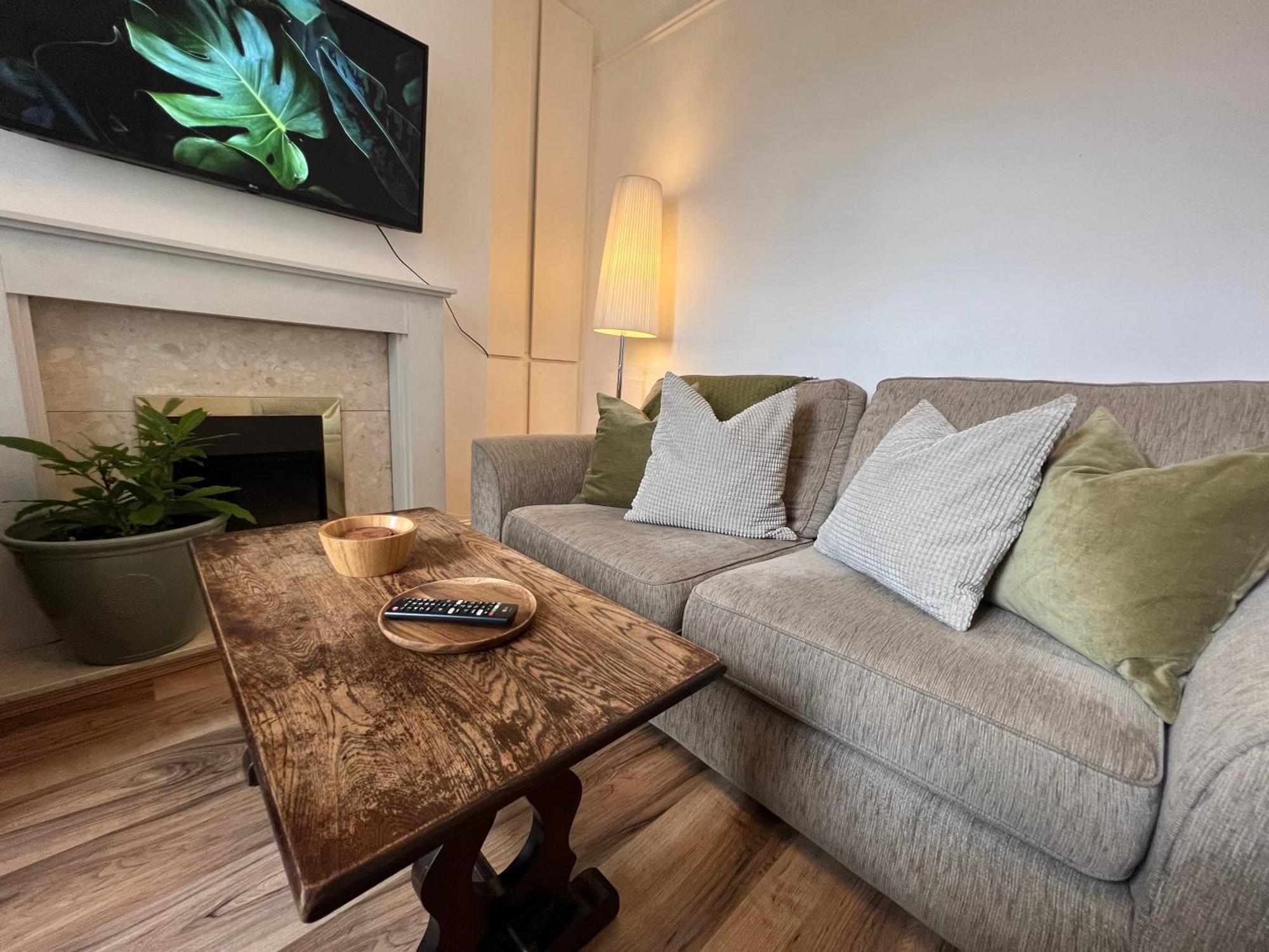 Ferienhaus 2025 Award Winner Ivy House - 4 Bedrooms *